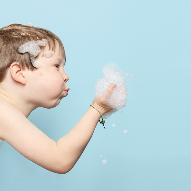 Naif Espuma de baño para bebés y niños Envase de recambio 500 ml