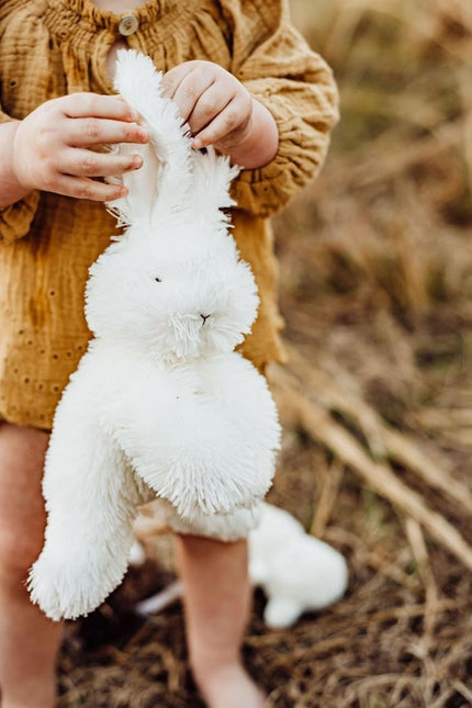 Conejitos By The Bay Cuddly Floppy Rabbit Blanco 20cm